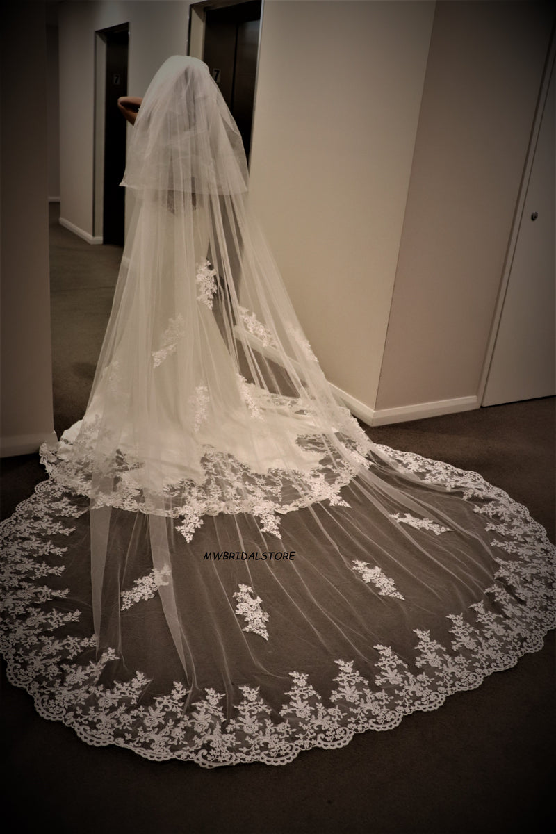 Royal Cathedral Length Wedding Veil, Single Tier Floral Lace Veil in  Sydney, A – MWBRIDALSTORE