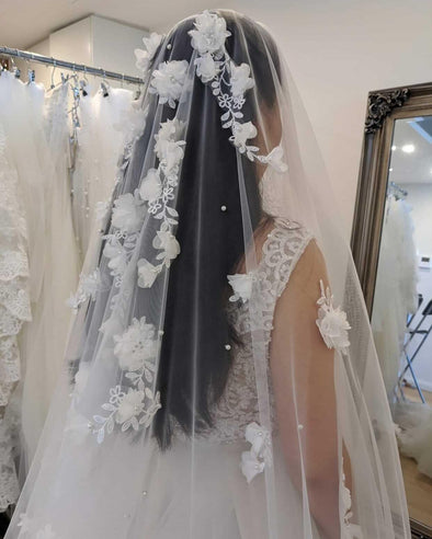 The Enchanting Elegance of 3D Floral Wedding Veils