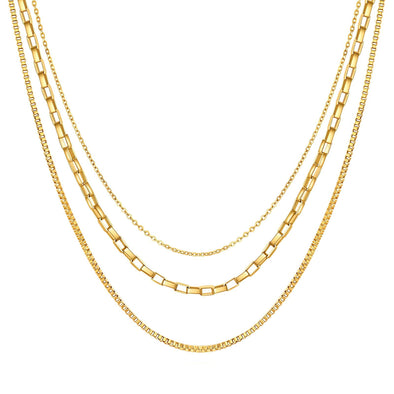 Waterproof gold-plated necklace styled with casual summer wear.