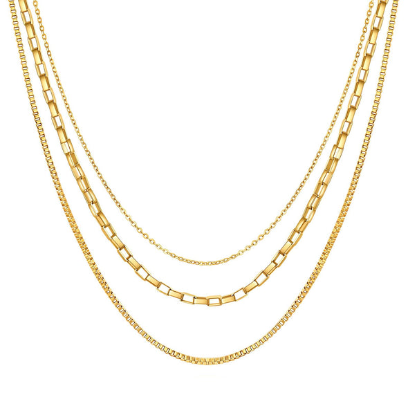 Waterproof gold-plated necklace styled with casual summer wear.